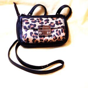 Gift, Never Used ~~~ DANA BUCHMAN ~~~ Crossbody BAG